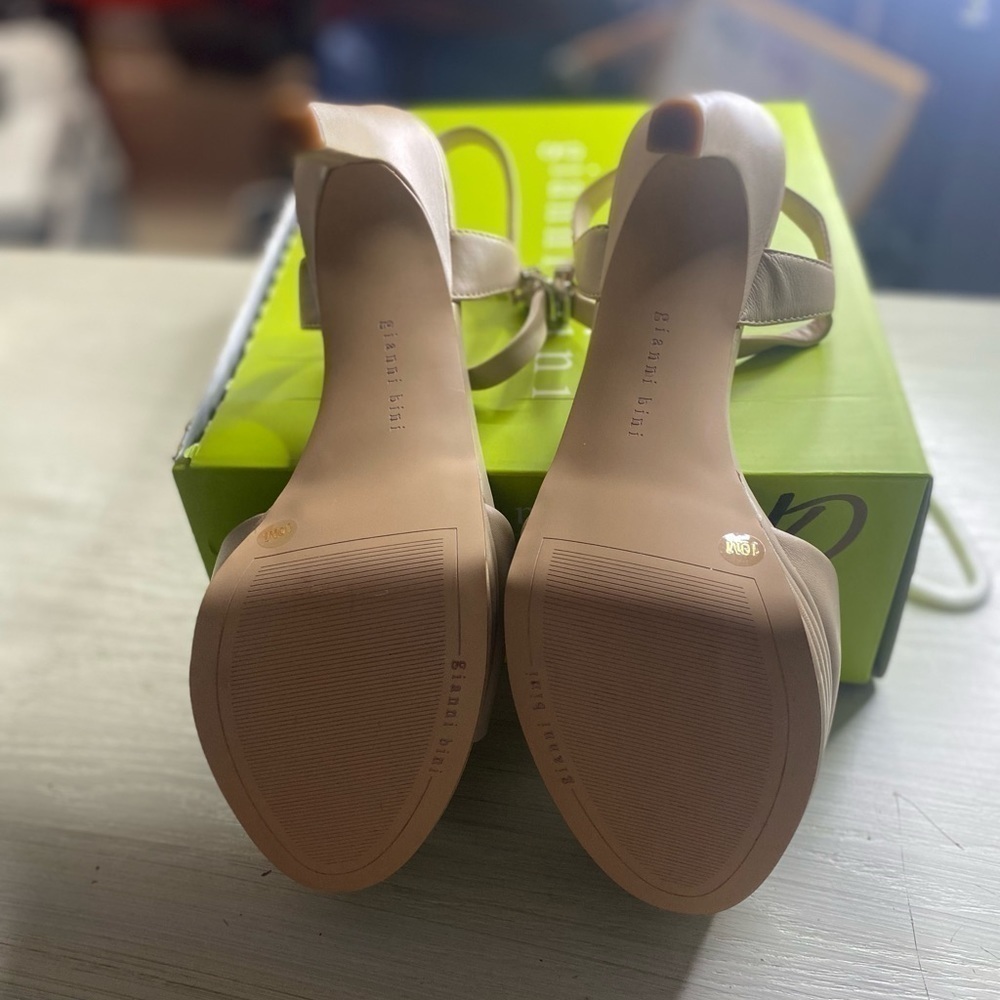 Gianni Bini heels 10 - Picture 5 of 10